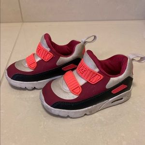 Nike Toddler Air Max - size 6c